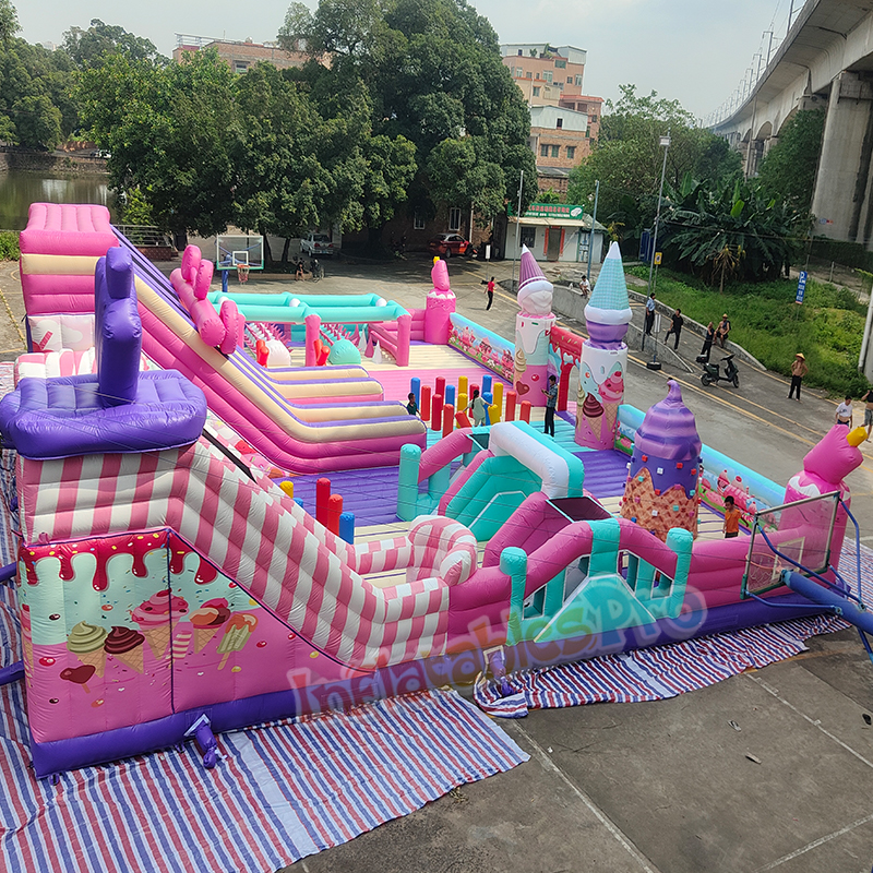 Parque Inflável Doces e Sorvete Rosa view 2