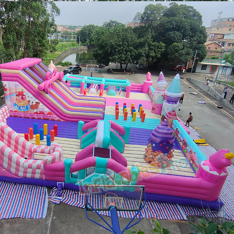 Parque Inflável Doces e Sorvete Rosa view 5